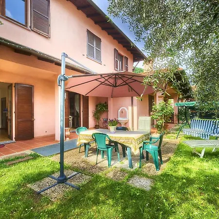 לינה וארוחת בוקר Casa Fernanda